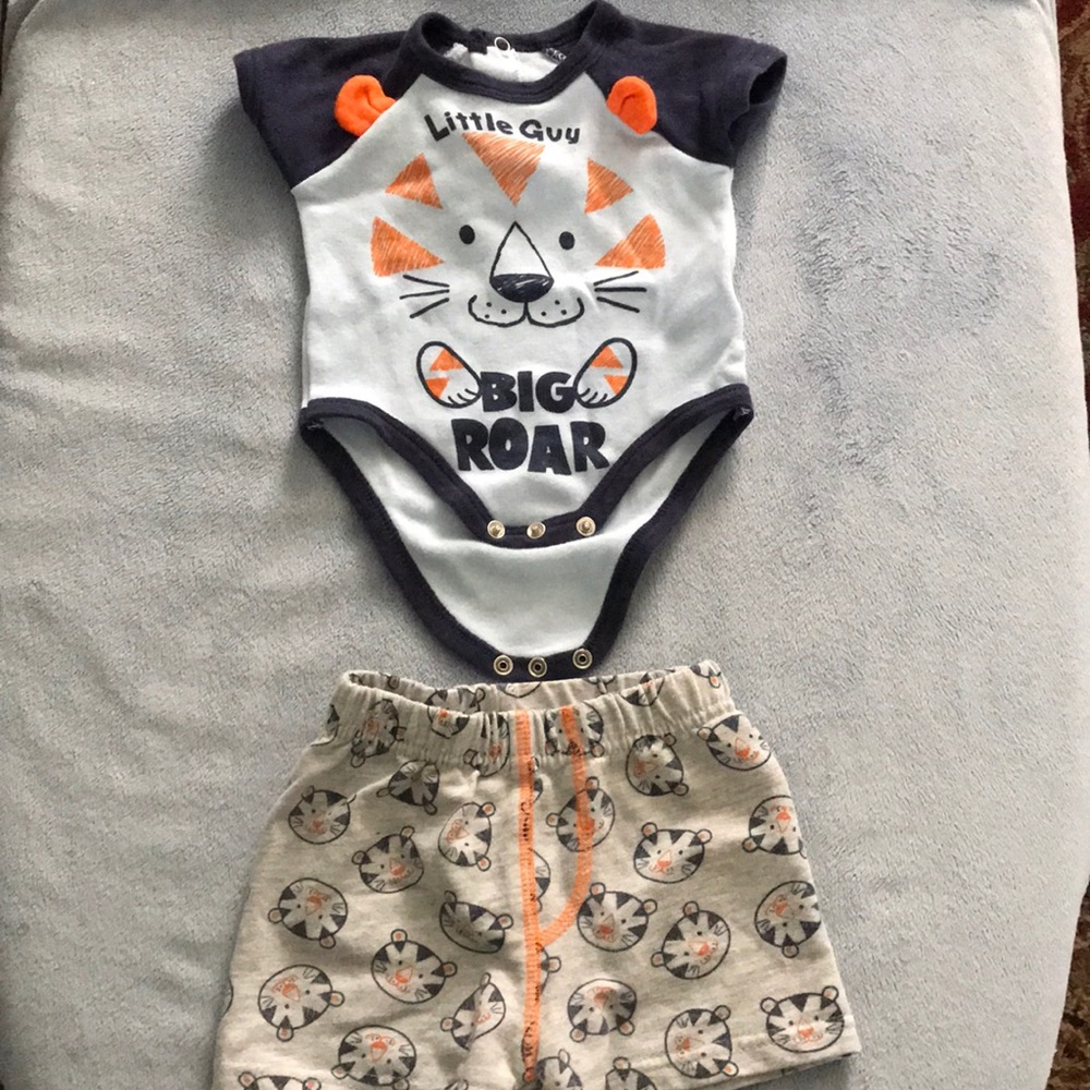 Two piece set